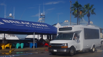 spi-shuttle.com, your shuttle bus to explore the tropical waters around South Padre Island